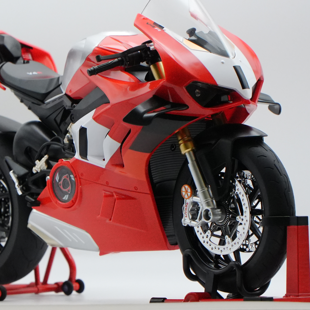 Panigale V4 | 1:6 Sound & Smoke Edition