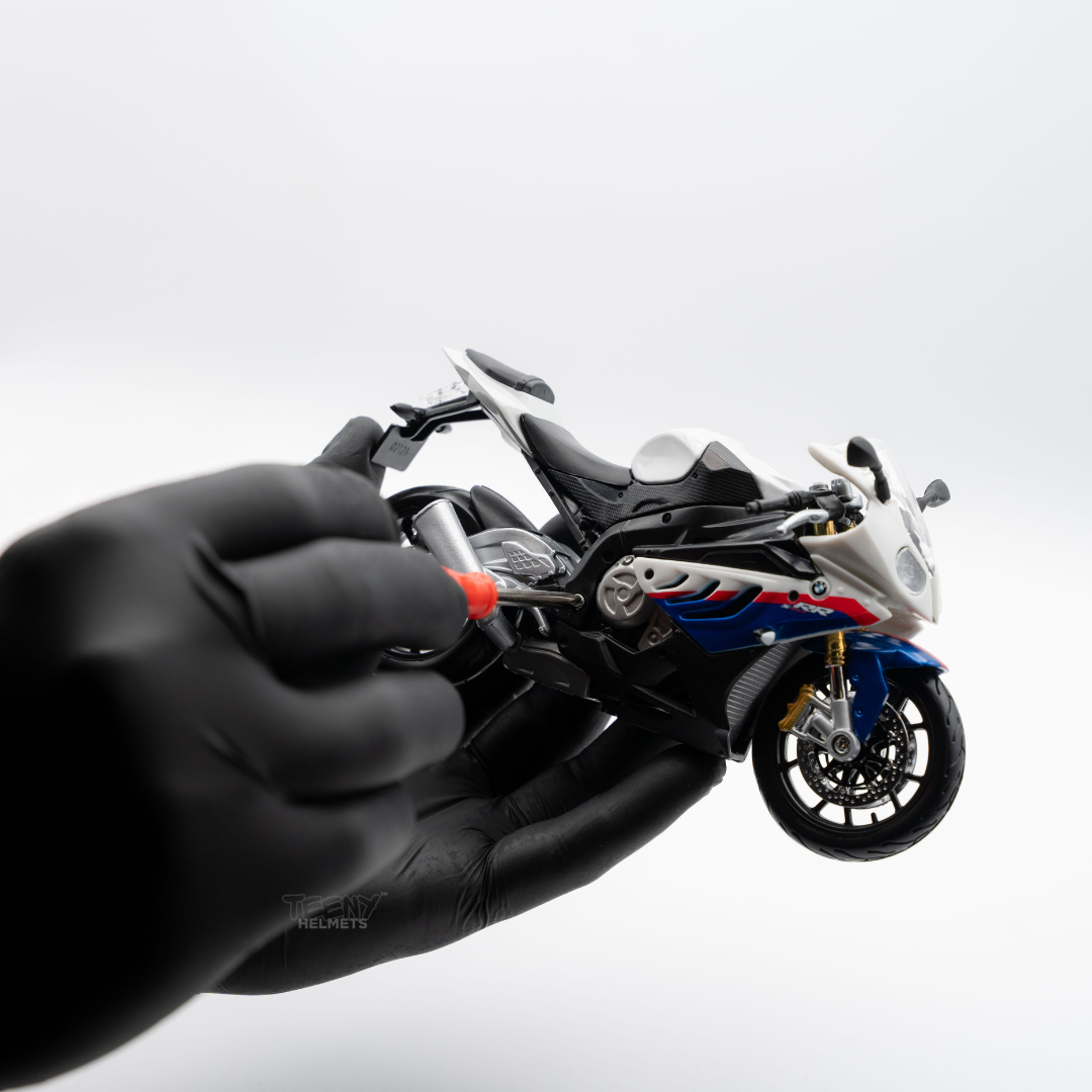1:32 Build | BMW S1000 RR