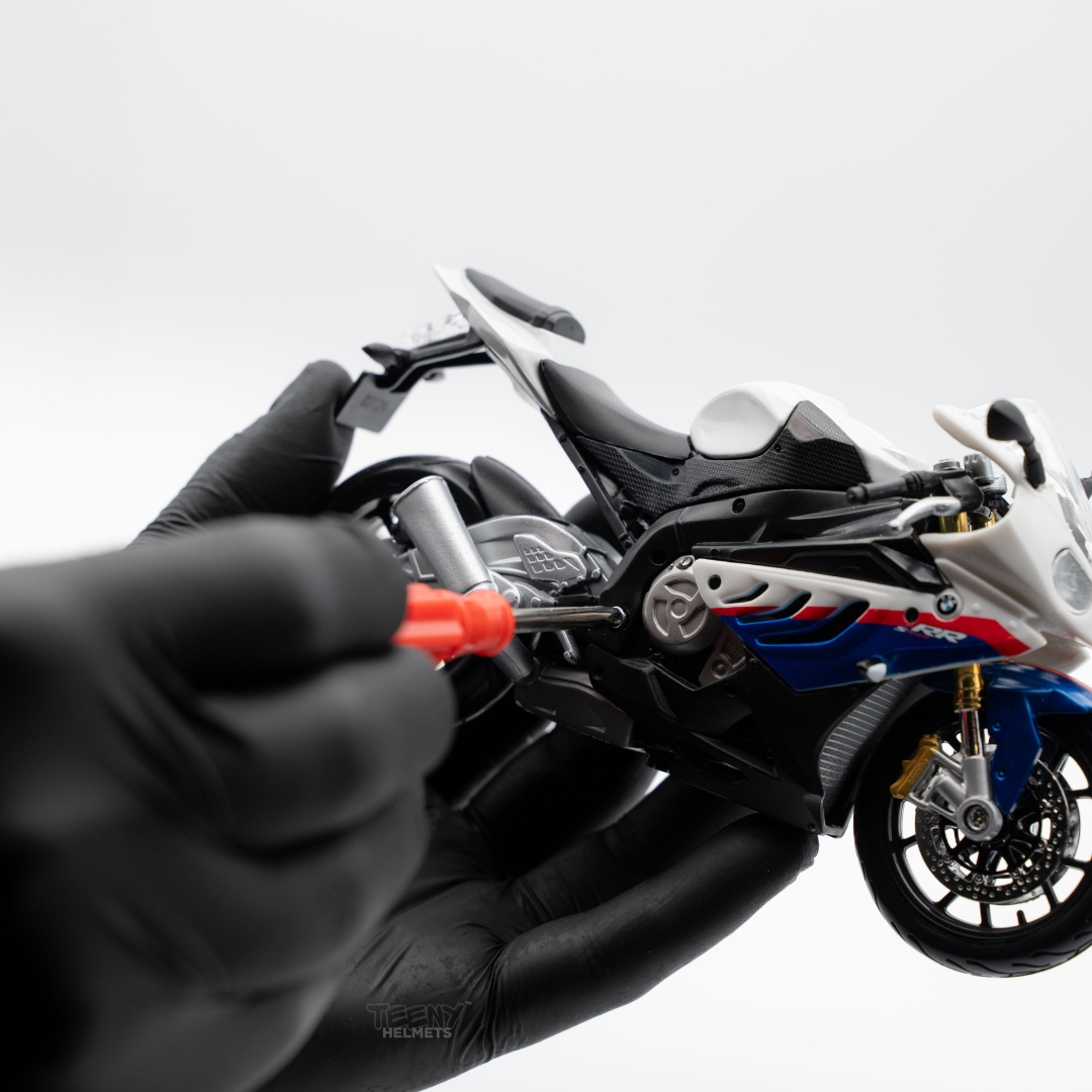 1:32 Build | BMW S1000 RR