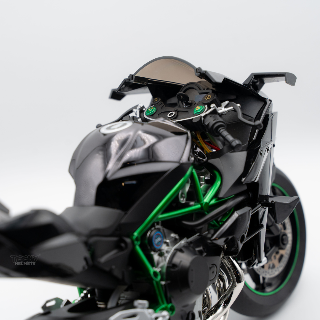 Kawasaki H2R | 1:6 Sound & Smoke Edition