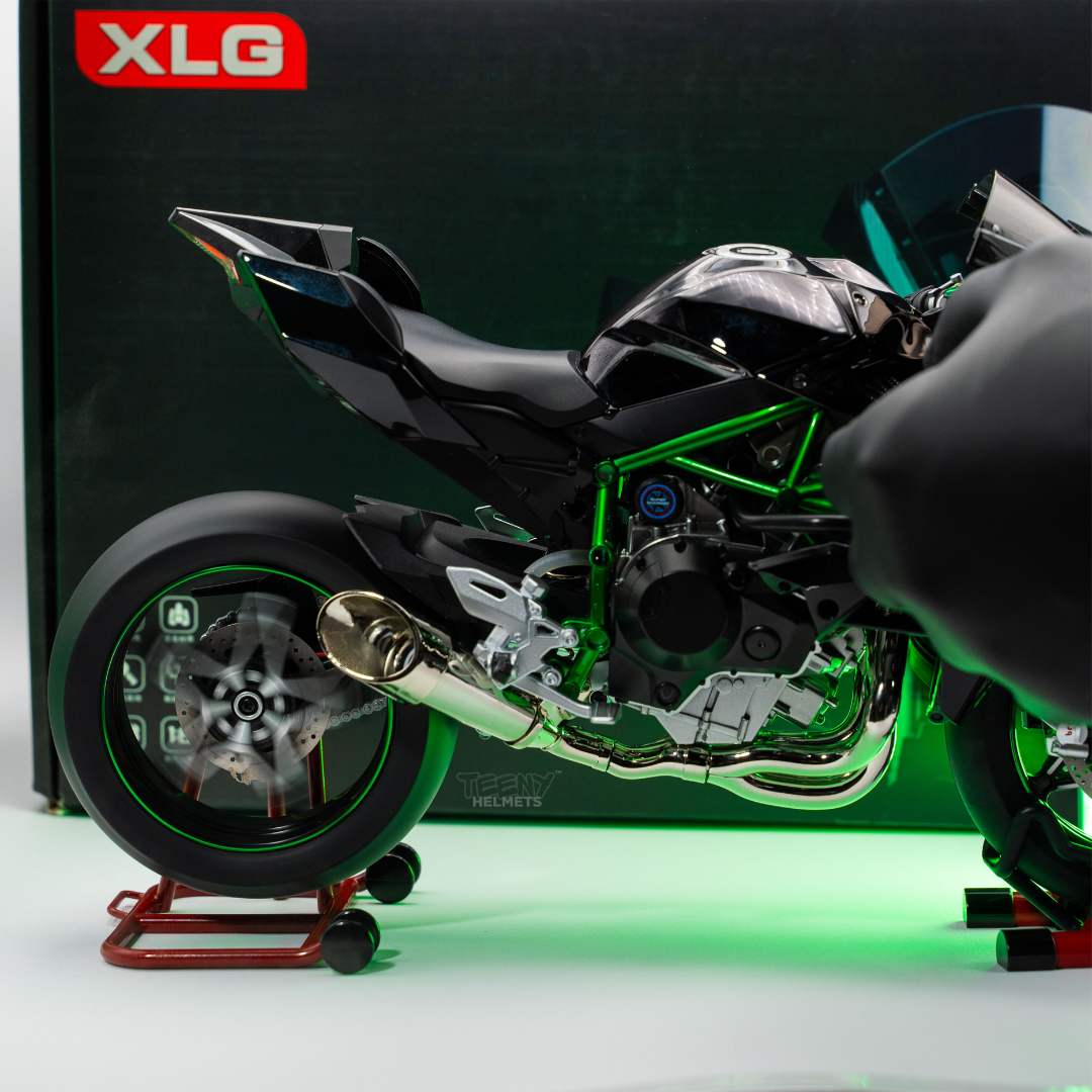 Kawasaki H2R | 1:6 Sound & Smoke Edition