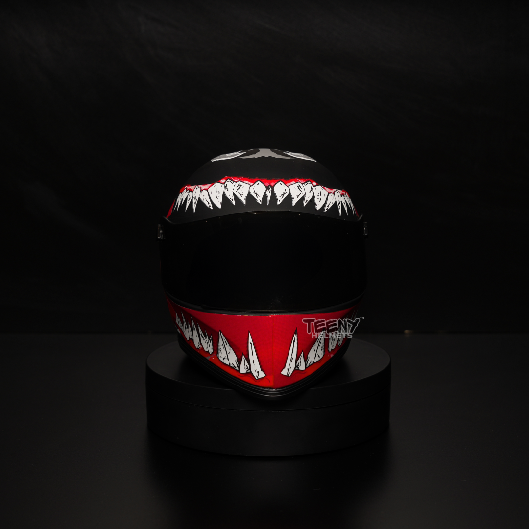 Limitierte Auflage „Venom Villain“ | 25 Stück Teeny Helmet™